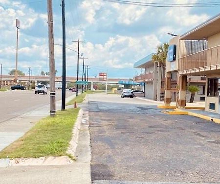 Executive Inn Kingsville Exterior foto